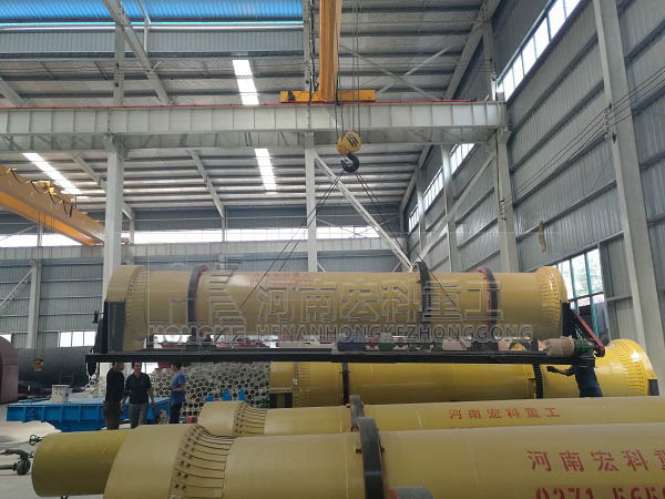 駐馬店西平的客戶，您采購的豬糞烘干機(jī)已發(fā)出，請(qǐng)查收